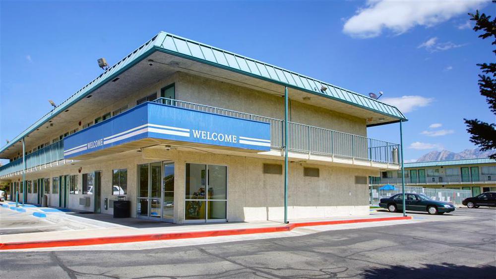 Econo Lodge Midvale Bagian luar foto