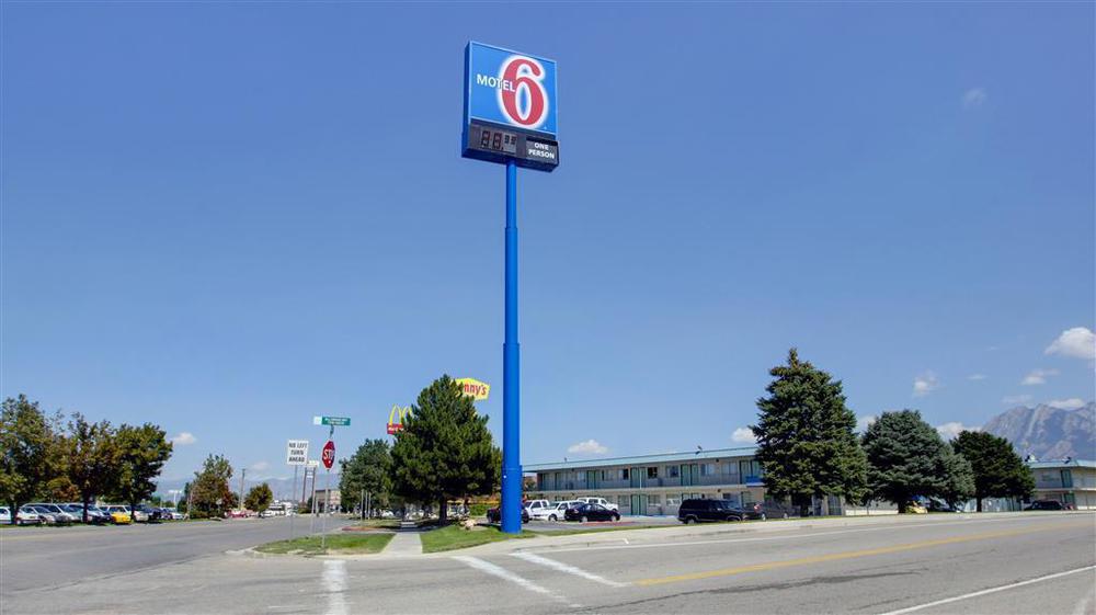 Econo Lodge Midvale Bagian luar foto